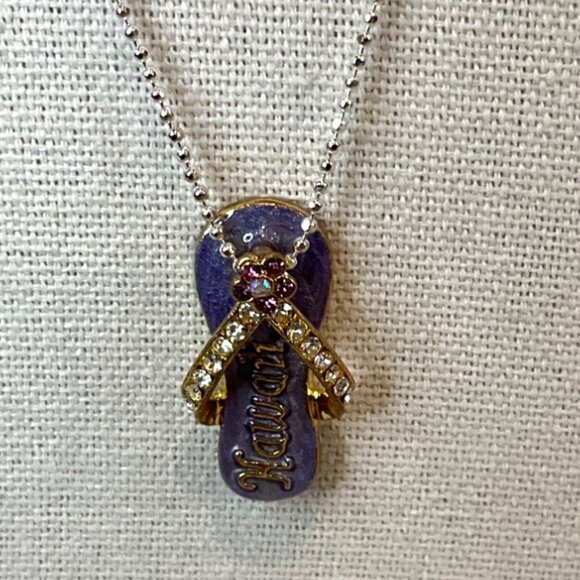 Hawaii Crystal Rhinestone Flip Flop Necklace in Purple - Picture 1 of 4